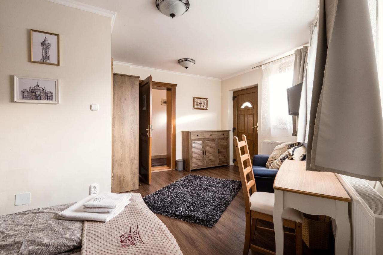 Private With Indoor Pool Вілла
