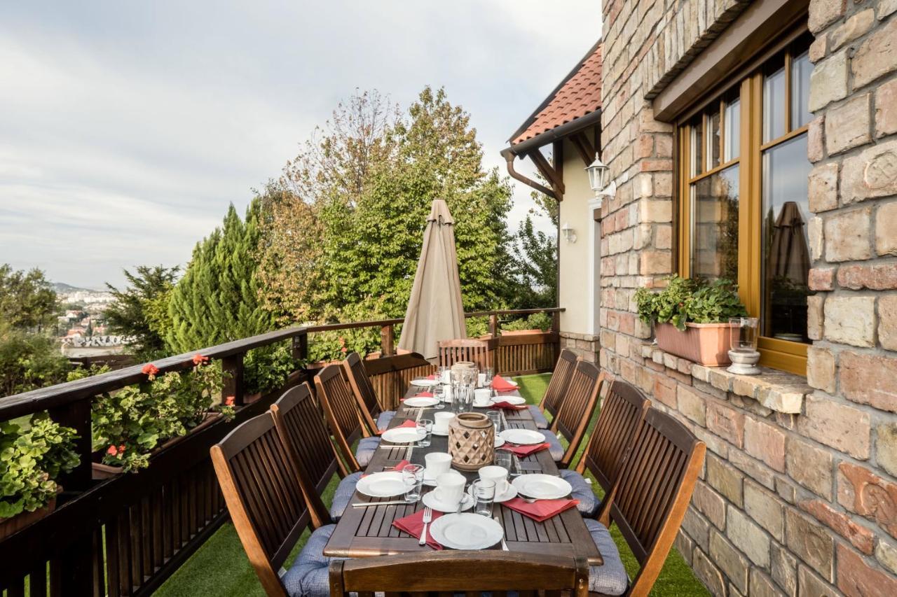 Private With Indoor Pool Вилла *